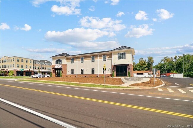 Building Photo - 10 Steele Blvd