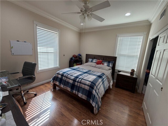 Building Photo - 7 Heather