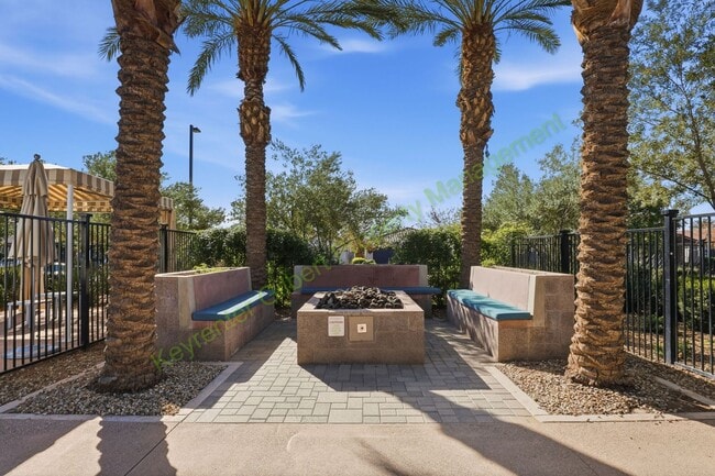 Building Photo - Modern Mesa Living in a Prime East Valley Location