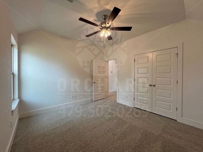 Building Photo - Tontitown- Single-Family Home- Beautiful C...