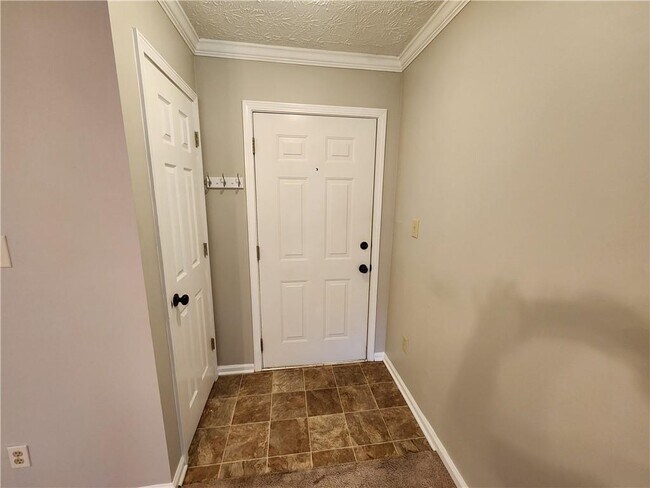 Building Photo - 1411 Keys Crossing Dr NE