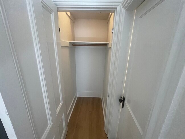 Building Photo - 70 Marlborough St
