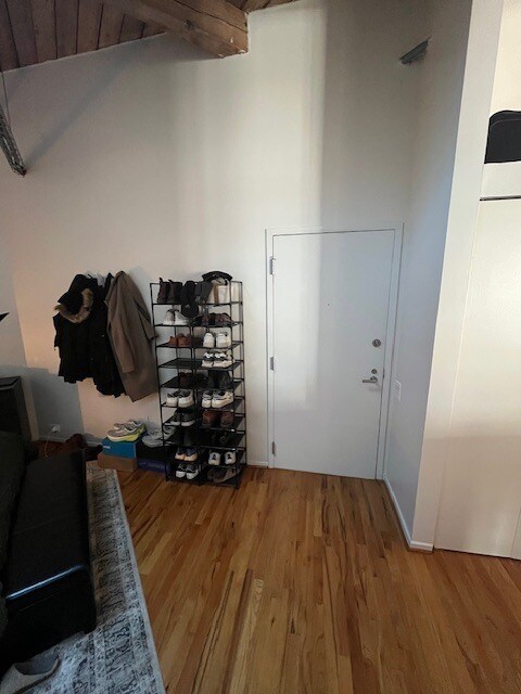 Building Photo - 225 W Huron St