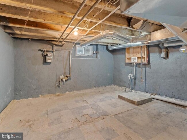 Building Photo - 2211 Pierce St