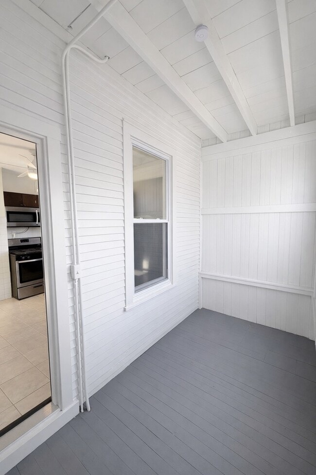 Building Photo - 1330 S 49th Ave