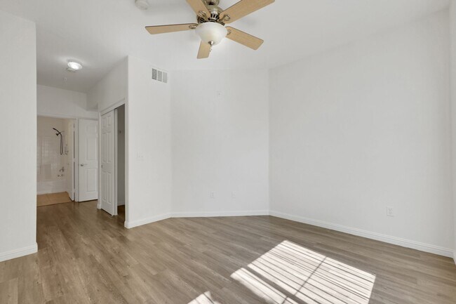 Building Photo - 7103 S Durango Dr