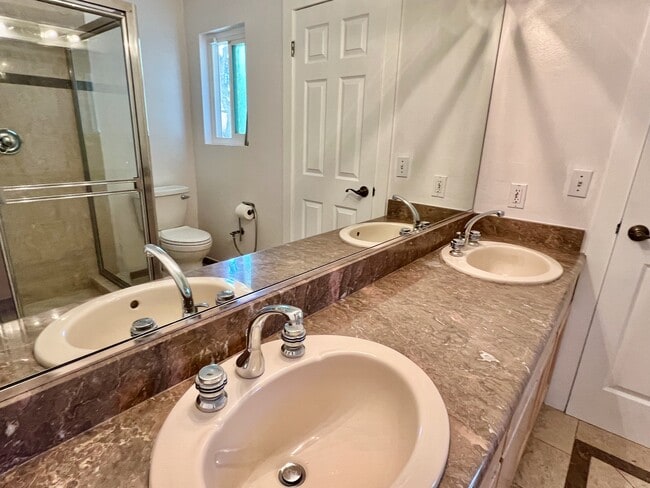 Bathroom - 5352 Bayer Pl