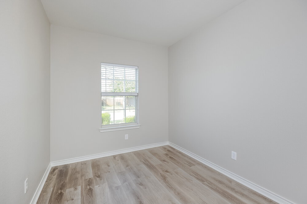 Building Photo - 1844 Alanbrooke Dr