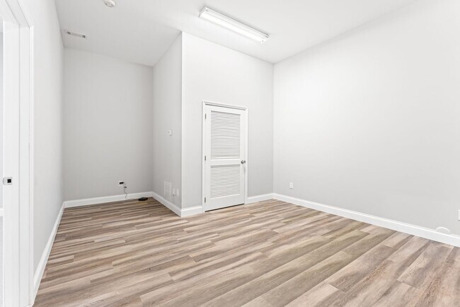 Building Photo - Fully Updated - Beautiful 3BR/2BA single-level home with a finished walk-out basement!