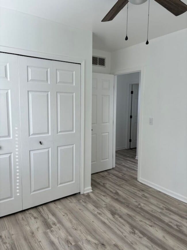 Building Photo - STUNNING LAKE VIEWS, BRIGHTON 3 BEDROOM HOME