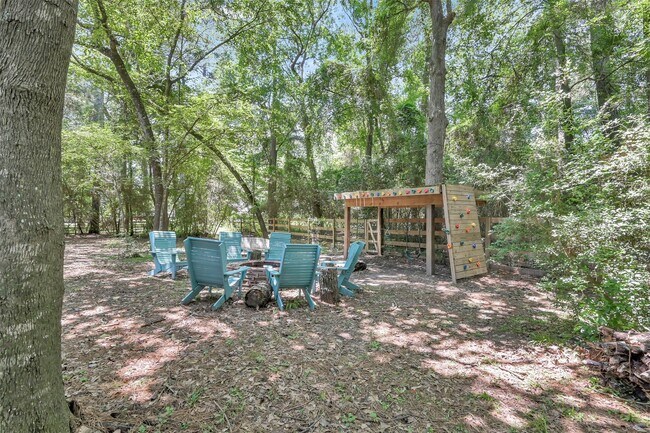 Building Photo - 84 Oak Grove Ln