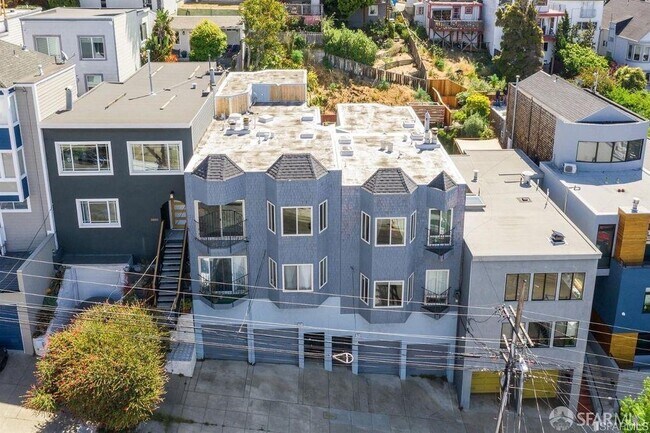 Building Photo - 1089 De Haro St