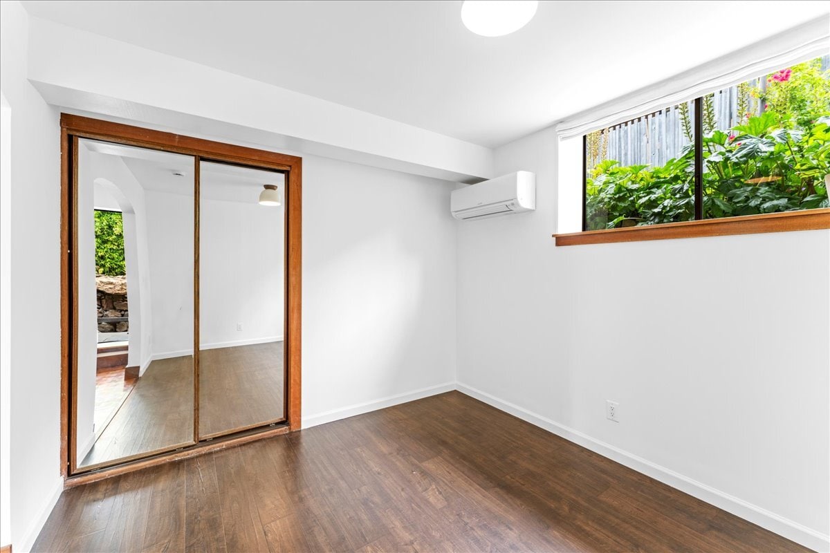 closet in office/sleeping area - 473 Panoramic Hwy