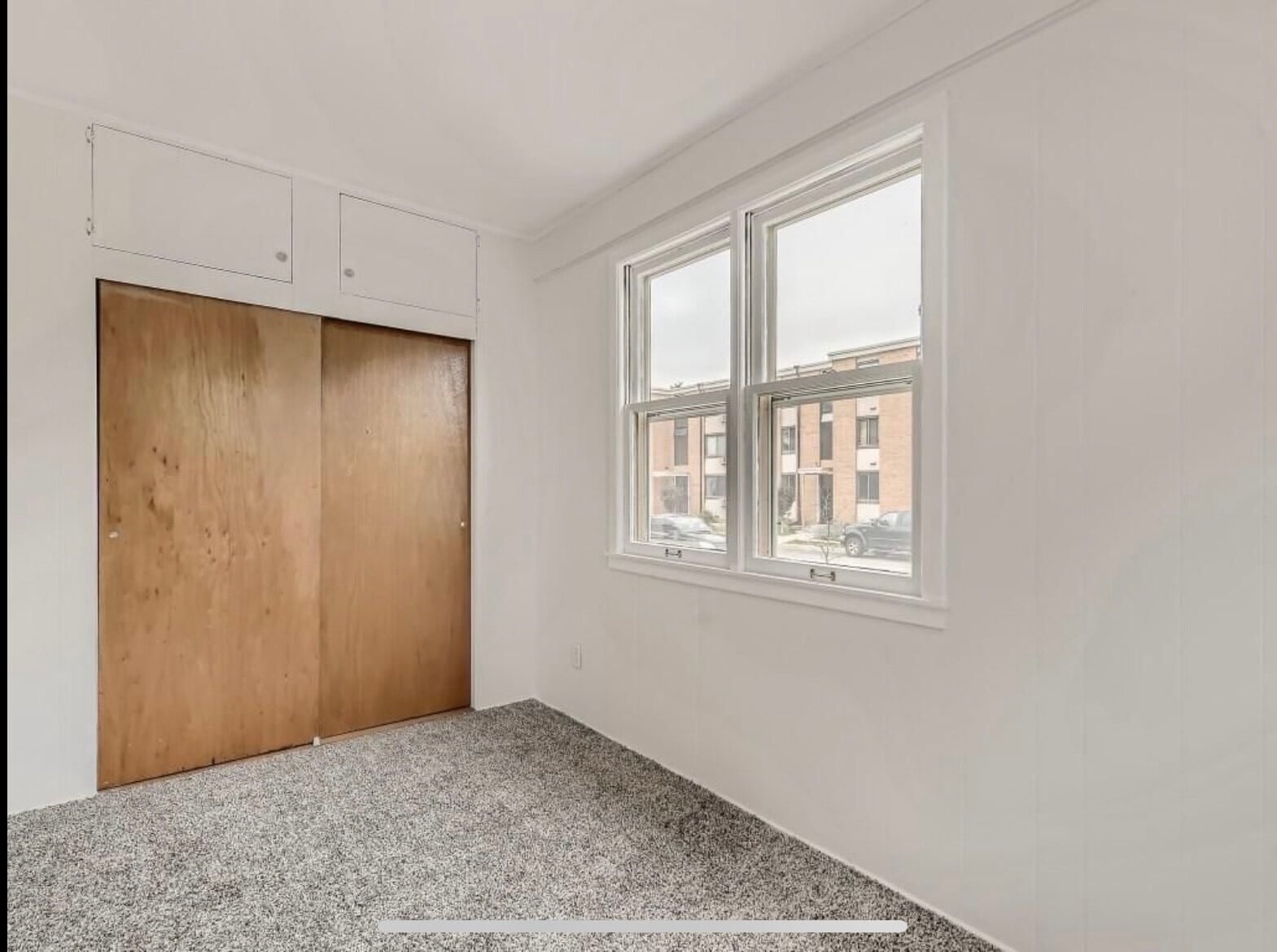 Sunroom - 3312 Hennepin Ave