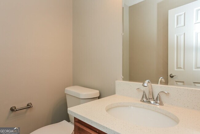 Building Photo - 5357 Knights Landing
