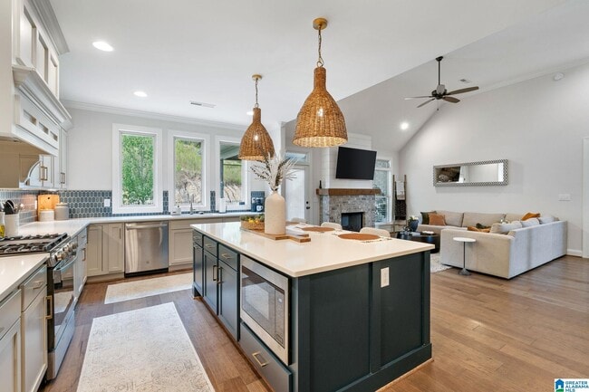 Building Photo - 277 Kinross Circle