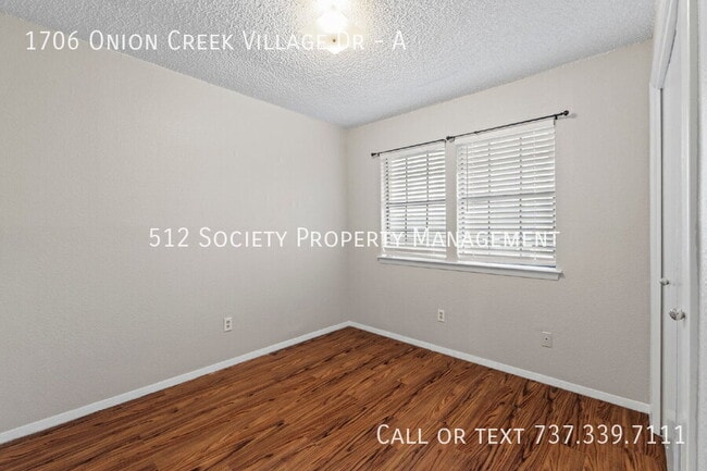 Building Photo - 1706 Onion Creek Village Dr