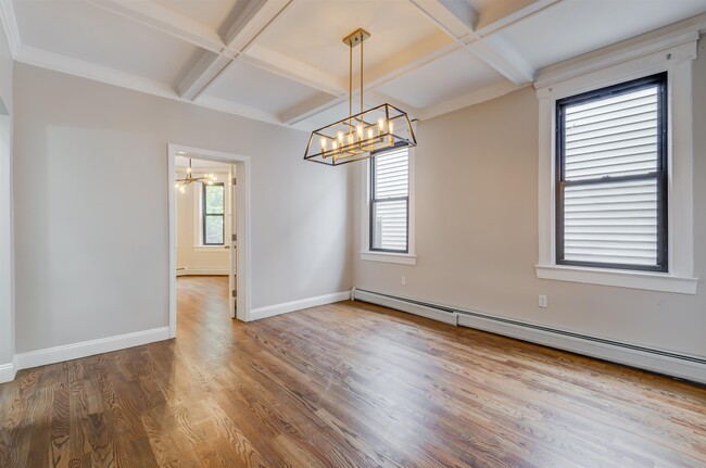Building Photo - 333 Princeton Ave