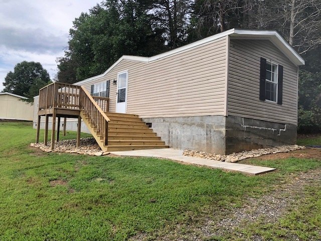 Building Photo - 112 Damron Ln