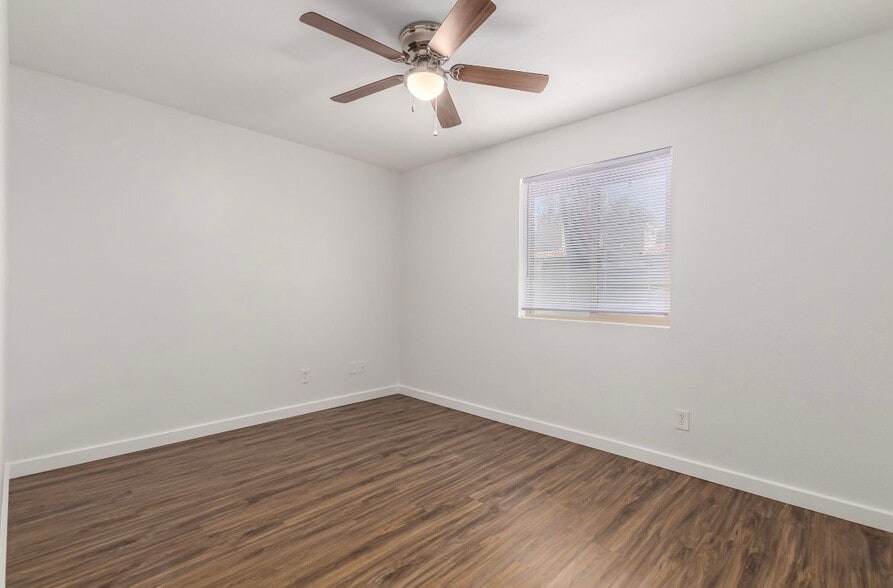 Building Photo - 1669 S Ash