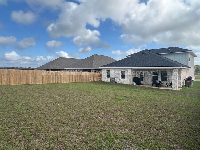 Building Photo - 5964 Sargassum Ln