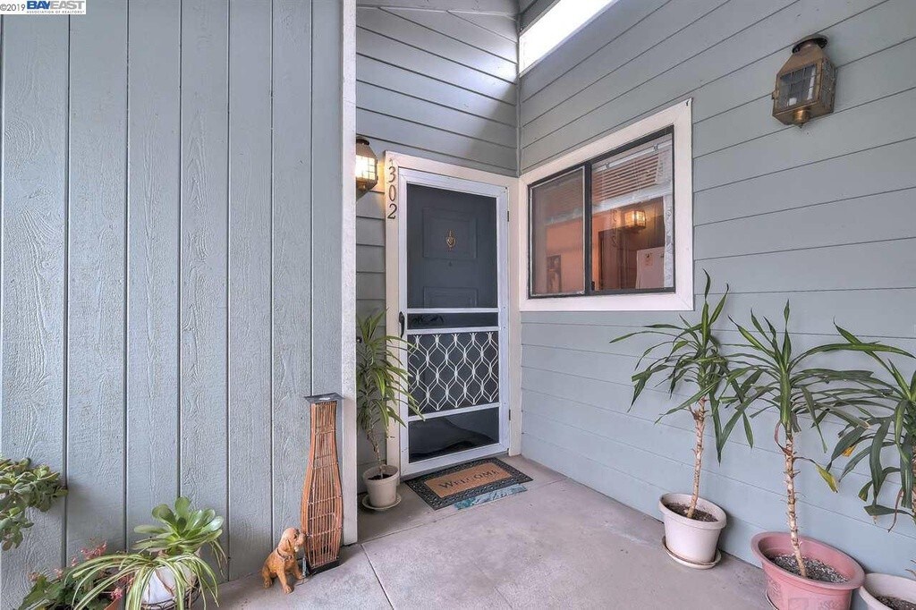 Building Photo - 3419 Bridgewood Terrace
