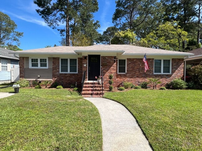 Building Photo - Four Bedroom Ranch St Home in Abercorn Heights - Lamara Heights District