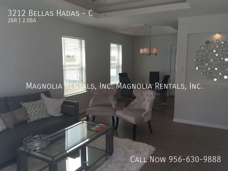 Building Photo - 3212 Bellas Hadas St