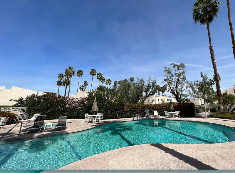 Building Photo - 2017 Normandy Ct