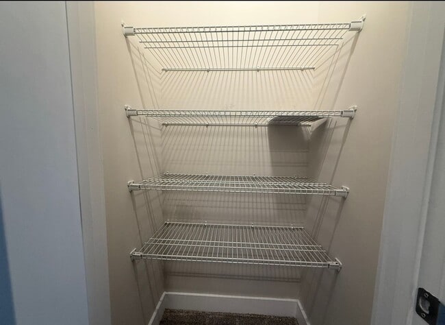 Building Photo - 2118 Bryant Park Dr