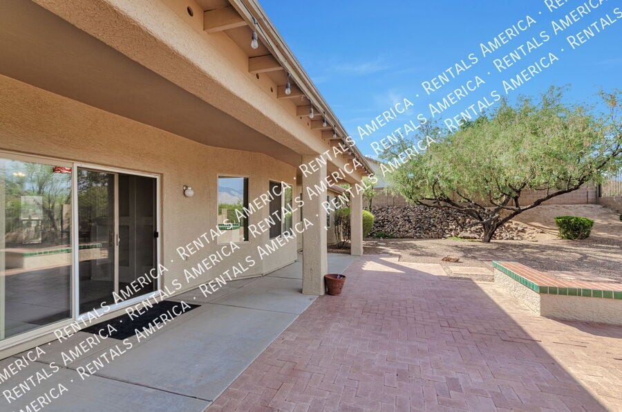 Building Photo - 2312 W Mystic Mountain Dr