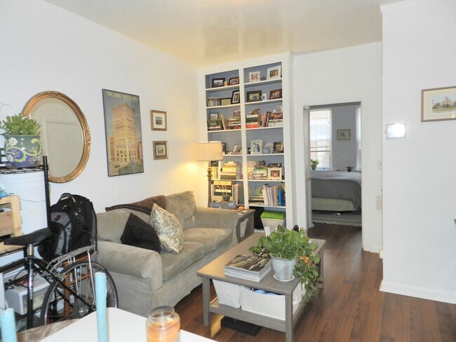 Primary Photo - 86 W Cedar St
