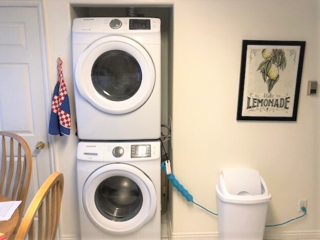 Front Loading Washer & Dryer - 885 E 350 N