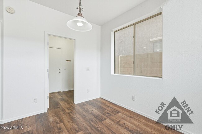 Building Photo - 4321 W Judson Dr