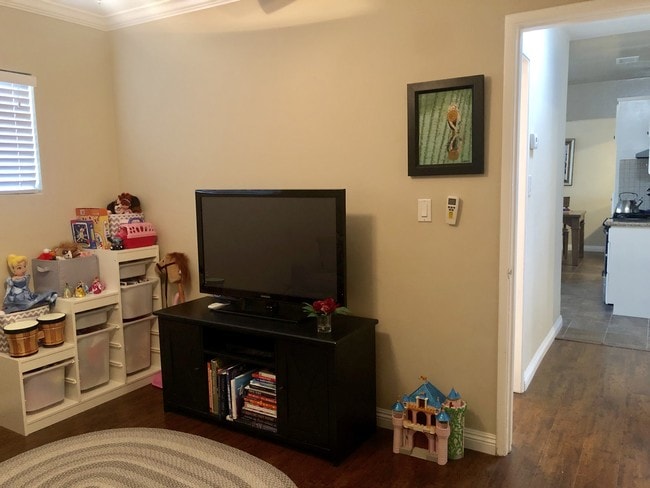 Bedroom #2 - 2018 Plant Ave