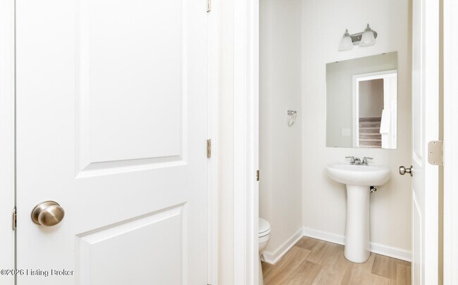 Building Photo - 16904 Aiken Rdg Cir