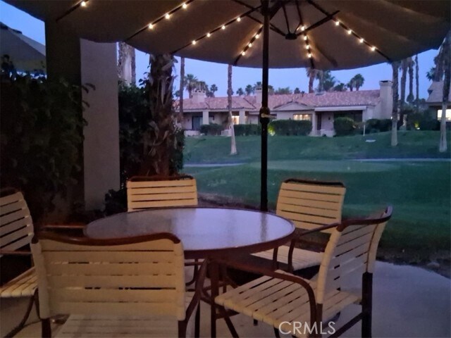 Building Photo - 38613 Wisteria Dr