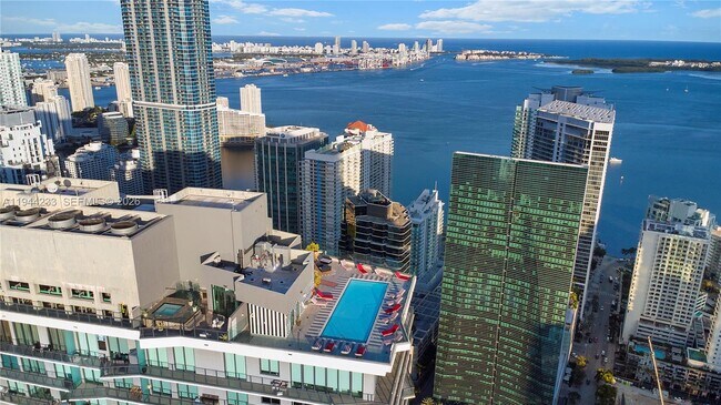 Building Photo - 1300 S Miami Ave