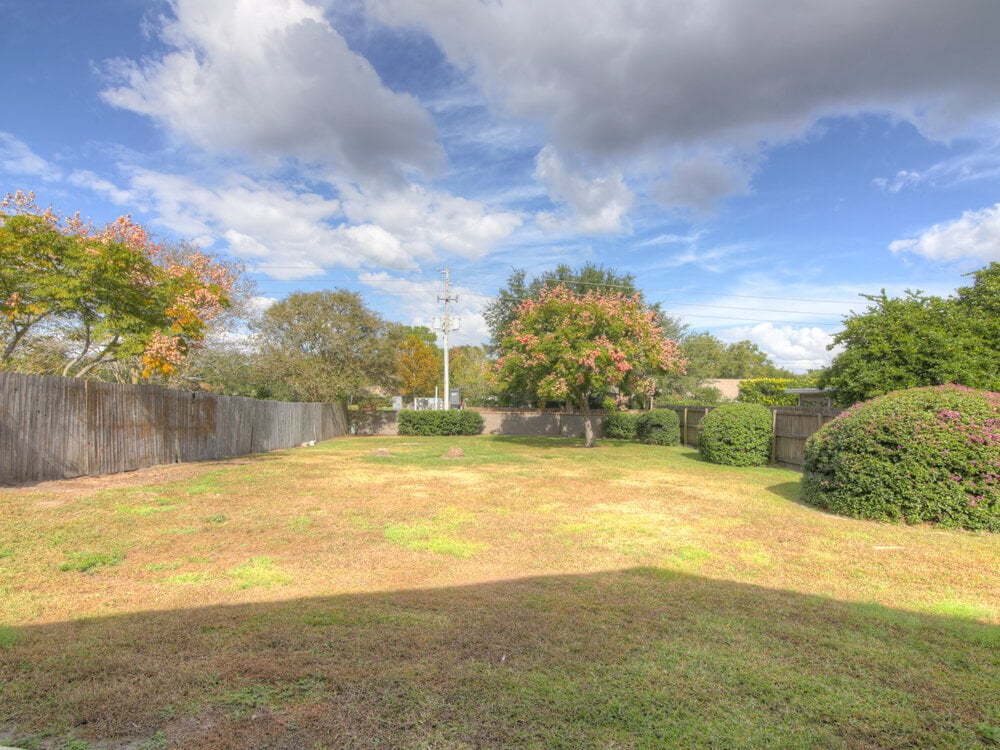 Building Photo - 1505 Cougar Ct