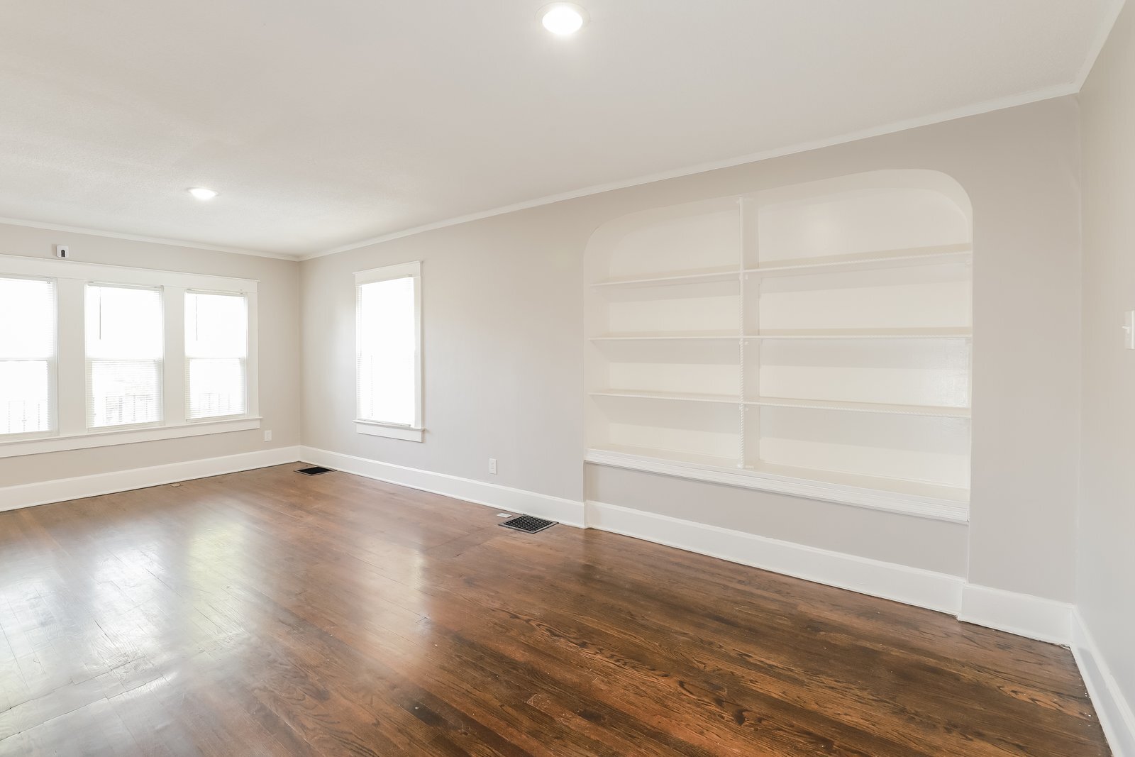 Building Photo - 3525 Ruby Ave