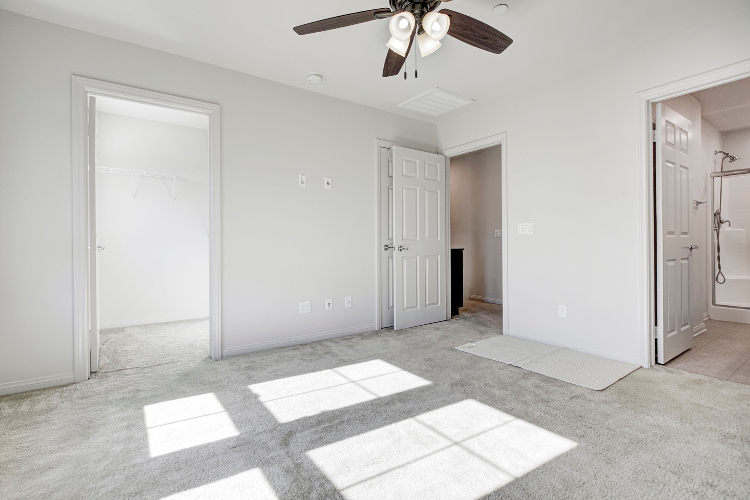 Building Photo - 14121 W Oak Ln