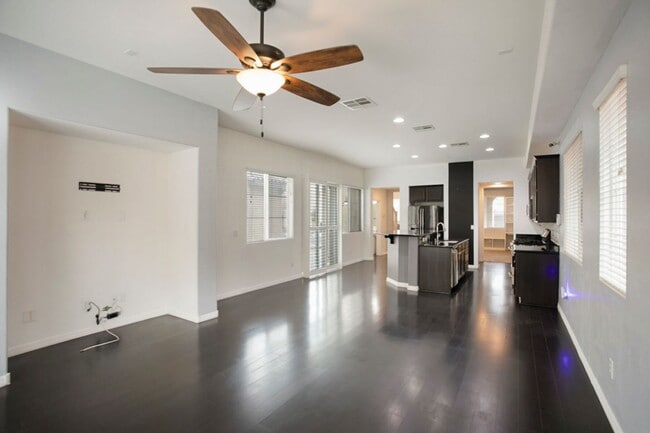 Building Photo - 3 Story Home With Large Loft IN Providence