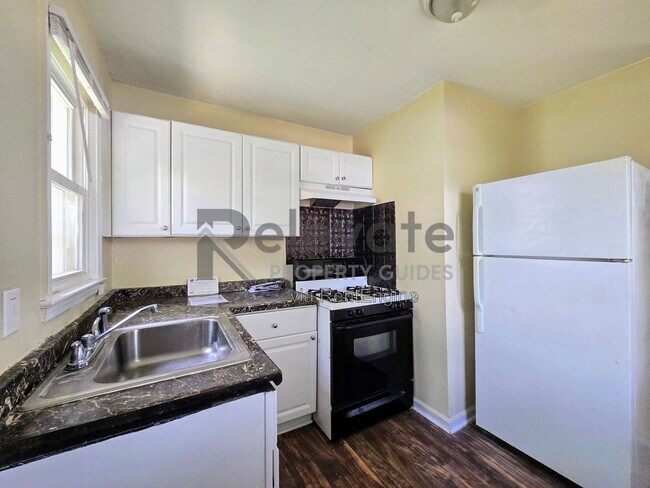 Building Photo - 1150 Willcox St