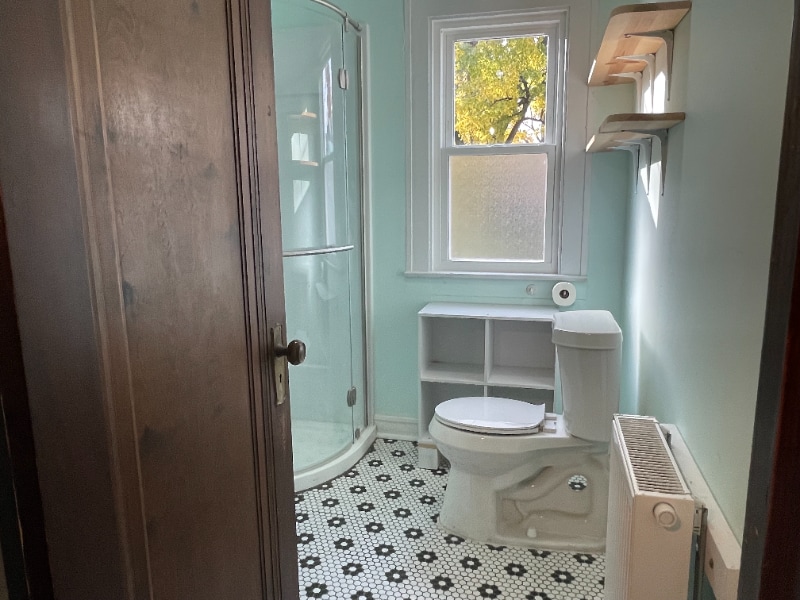 Building Photo - 208 W 3rd St