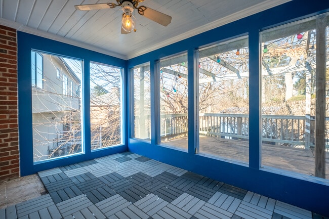 Building Photo - 1407 Leegate Rd NW