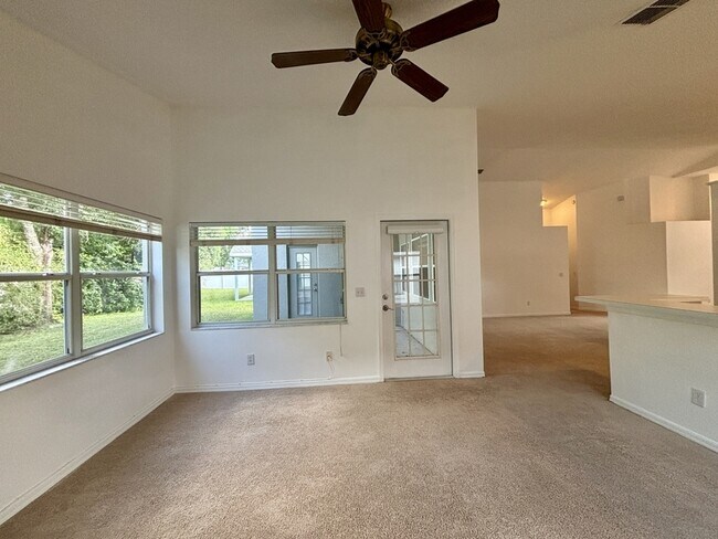 Building Photo - 2787 River Ridge Dr