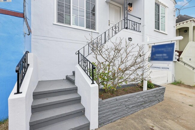 Building Photo - 1950 34th Ave