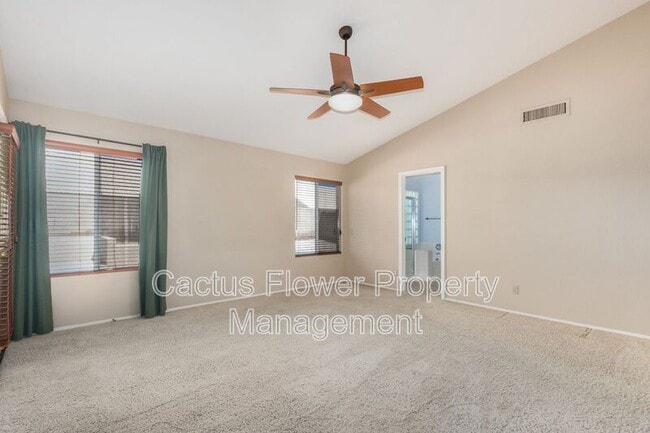 Building Photo - 4226 E Rockledge Rd