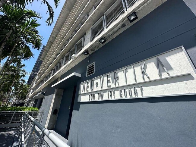 Building Photo - 690 SW 1st Ct