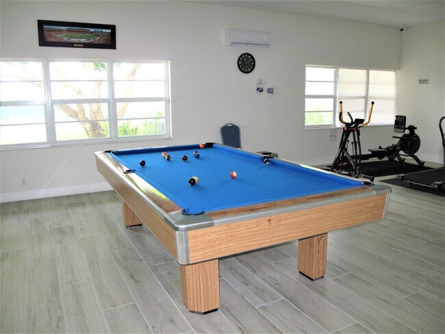 Building Photo - 14500 Canalview Dr